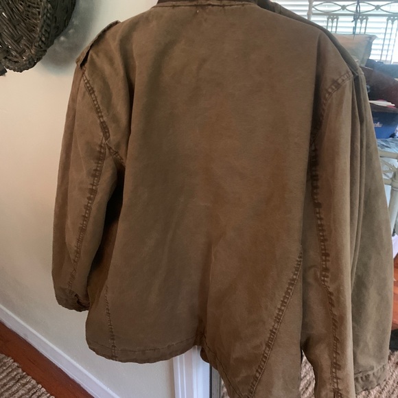 Levi’s Jacket - Picture 7 of 9